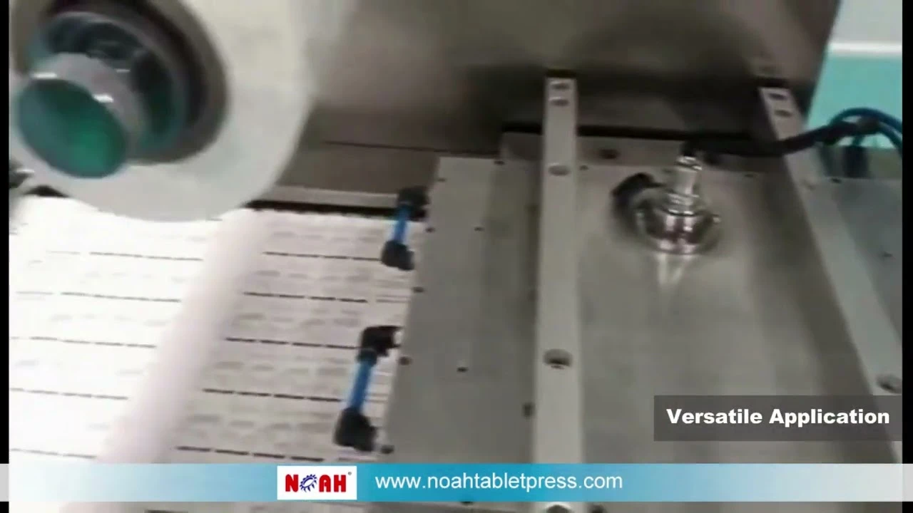 Machine d'emballage sous blister en plastique souple &agrave; plaque plate DPB-420